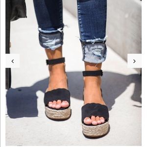 VICI Makenzie espidrille sandal size 8.5 BLACK